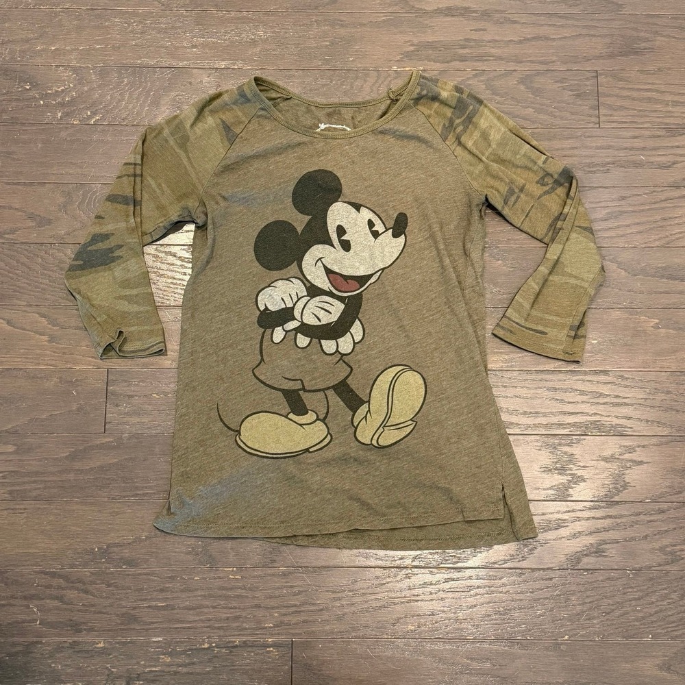 Disney‎ Mickey Mouse Camo Raglan Sleeve Graphic Tee Olive Green Womens Large